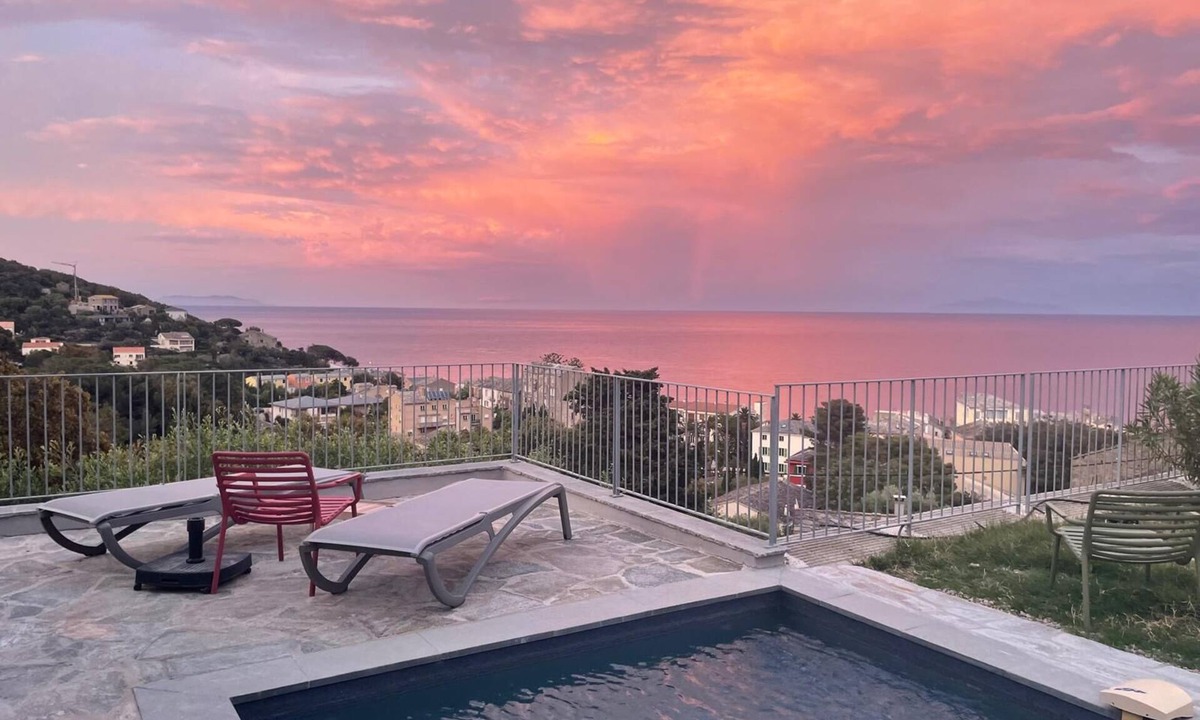 Erbalunga Villa | Air-conditioned villa with pool and panoramic sea view, 6 pax