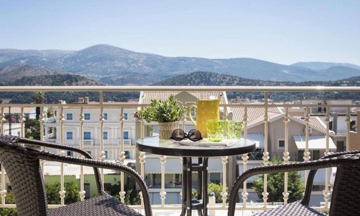 Argostoli Town Apartment | Alexandra Luxury 3BR Duplex – Central Argostoli Town
