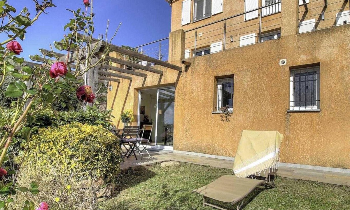 Sarrola-Carcopino House | Alivetu - SARROLA CARCOPINO