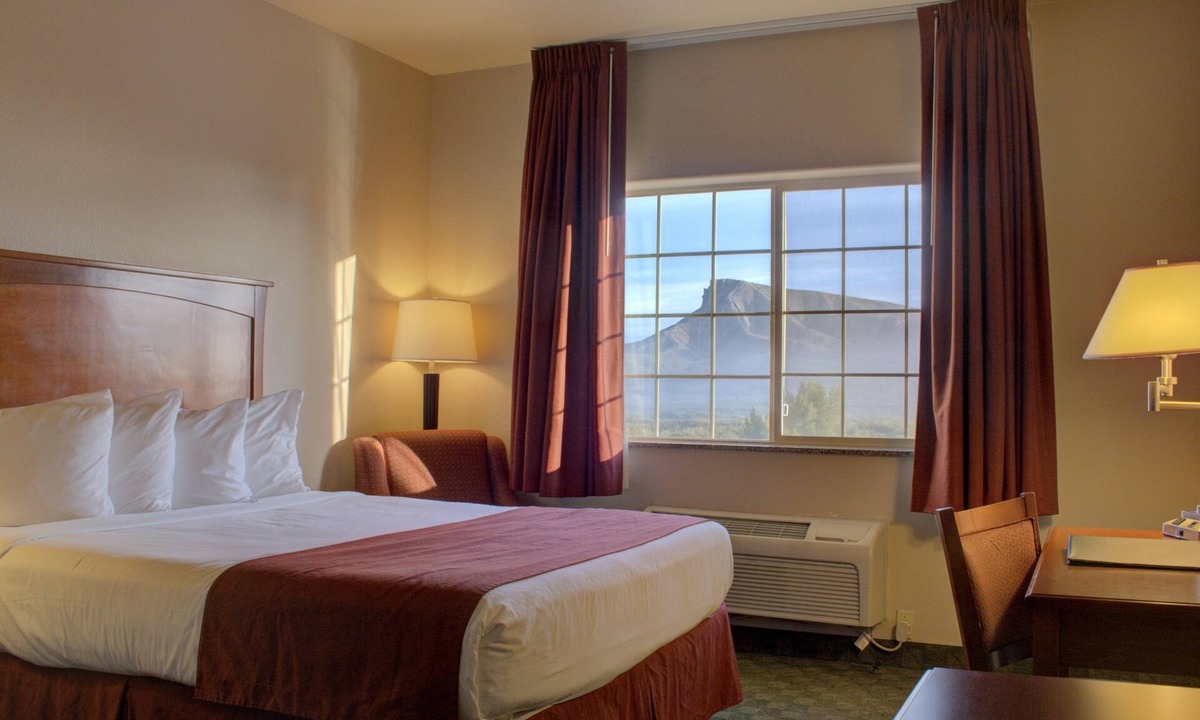 Kremmling Hotel | Allington Inn & Suites