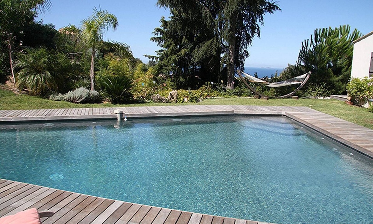 Molini House | ALZONE 6-bedroom villa with a swimming pool and sea views in a quiet location