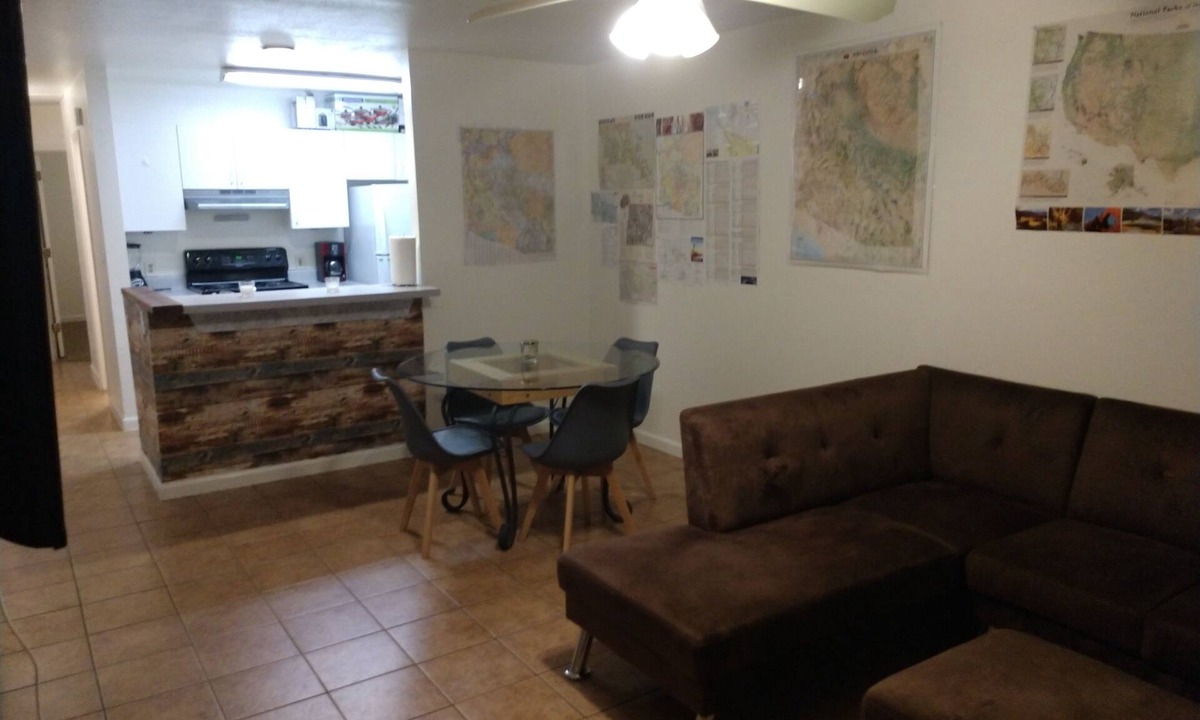 Campus Farm Apartment | Amazing Huge, 3BD 2BA Private Safe Apt.