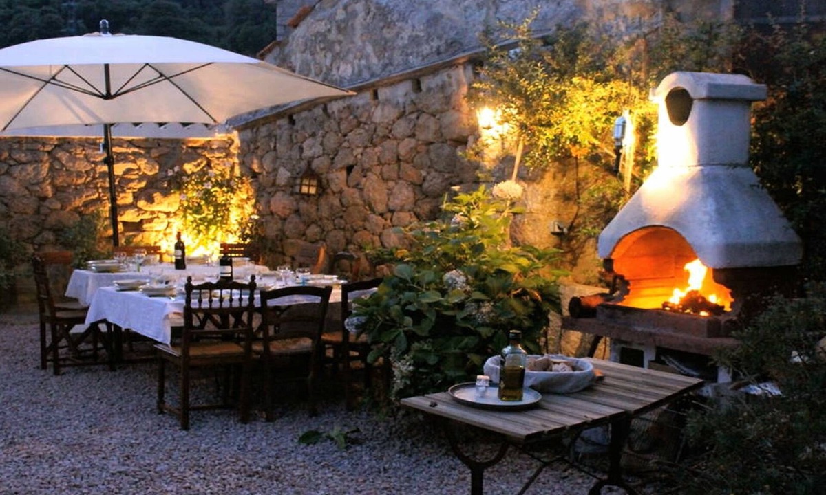 Guarguale House | Ancient stone house in the village