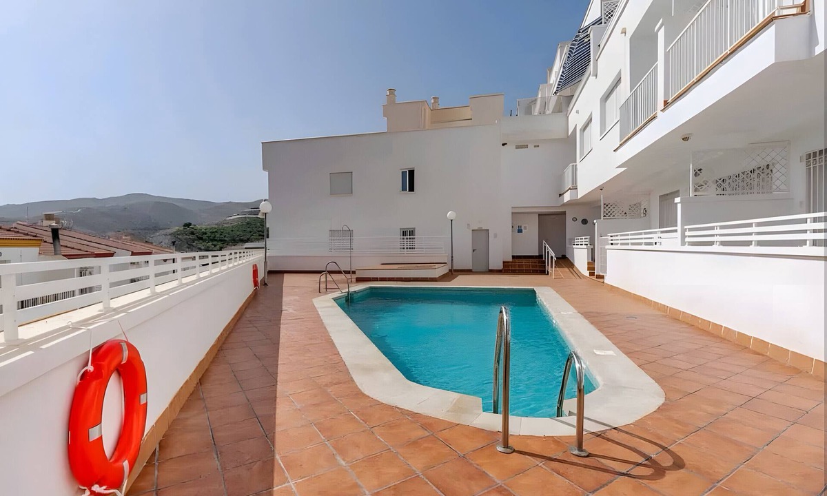 Polopos Apartment | Apartment 'Apartamento Costa Sol' with Shared Pool, Private Terrace and Air Conditioning