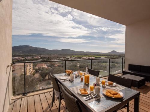 Porto-Vecchio Apartment | Apartment Château-19 by Interhome