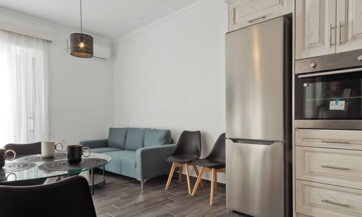 Karpathos Town Apartment | Apartment 'Helios 2' with Sea View, Wi-Fi and Air Conditioning