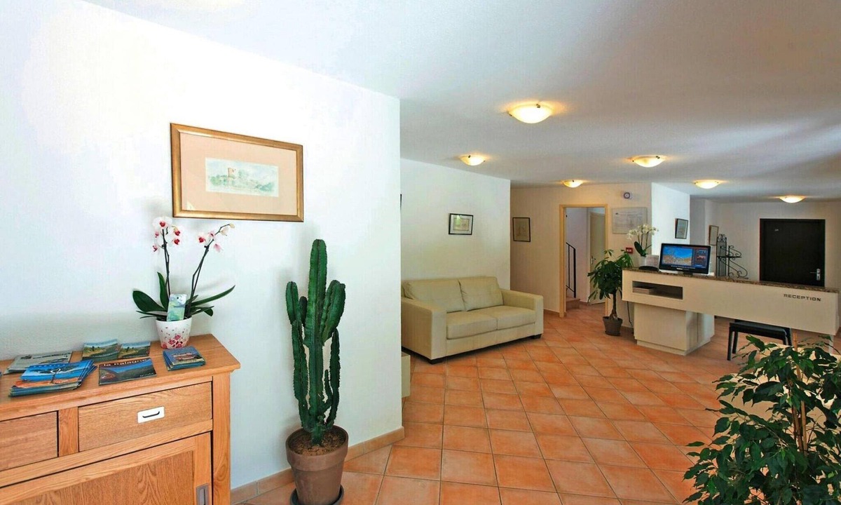 L'Ile-Rousse Apartment | Apartment near Sandy Beaches