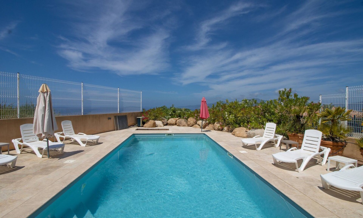 Albitreccia Apartment | Apartment 'Splendide Grand Neuf' with Shared Pool, Private Terrace and Wi-Fi