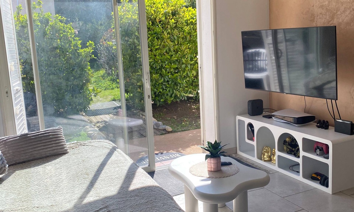 Calenzana Villa | Appartement à 10 minutes de Calvi et proche du départ du GR 20.