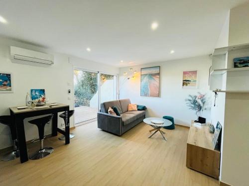 Marine de Saint Ambroggio Apartment | Appartement Aria Marina 1 Lumio