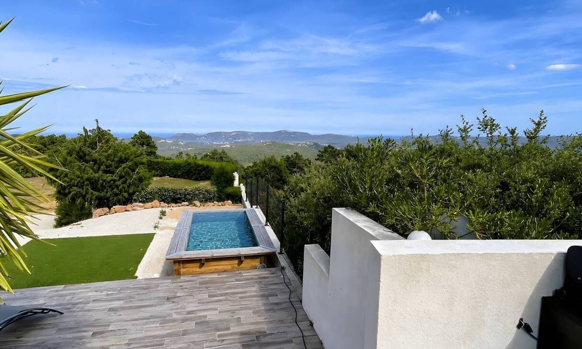 Porto-Vecchio House | Appartement Pascialella, 2 pers, piscine, vue mer