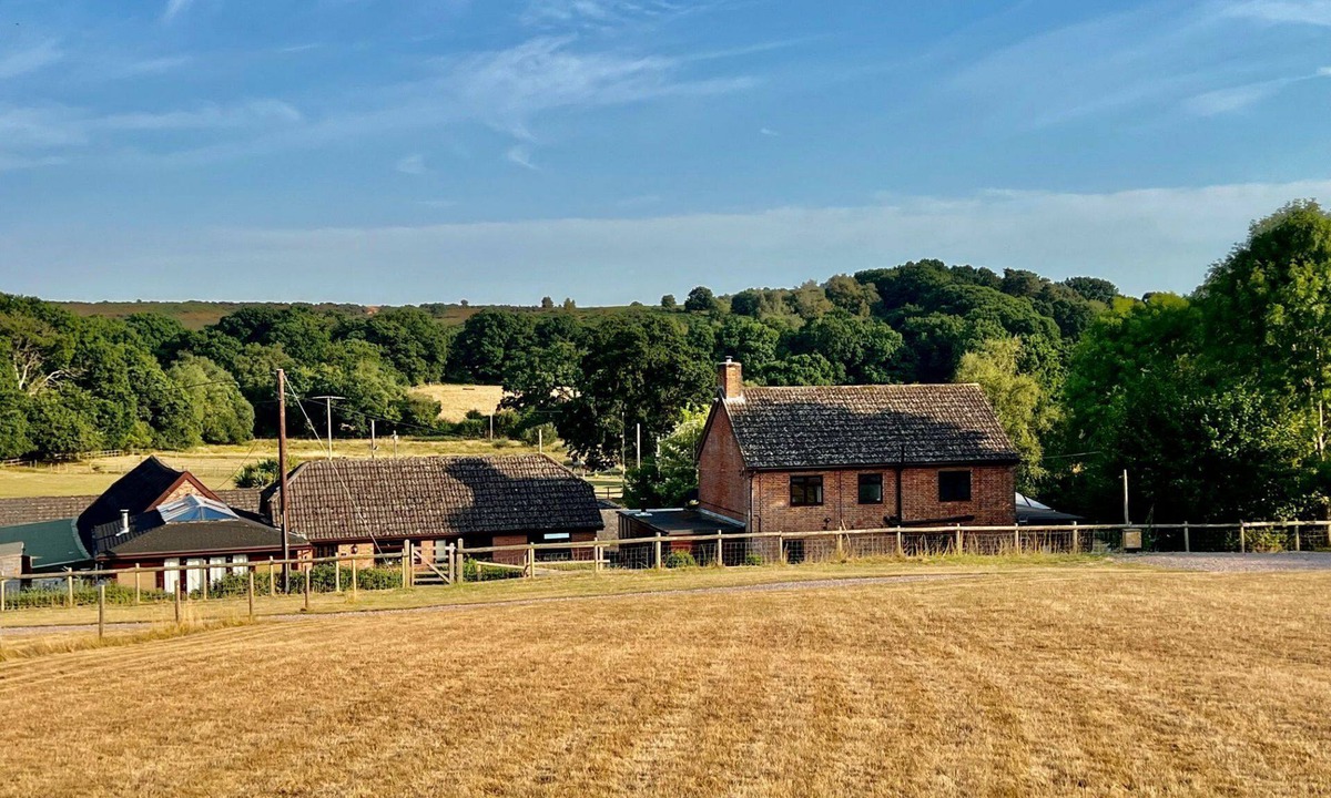 Godshill House | Arniss - sleeps 20 guests in 9 bedrooms