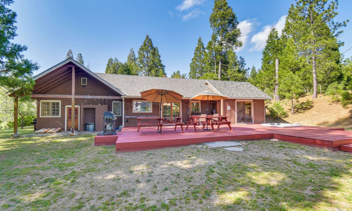 North Fork Cabin | Authentic North Fork Cabin w/Dock & Private Deck!