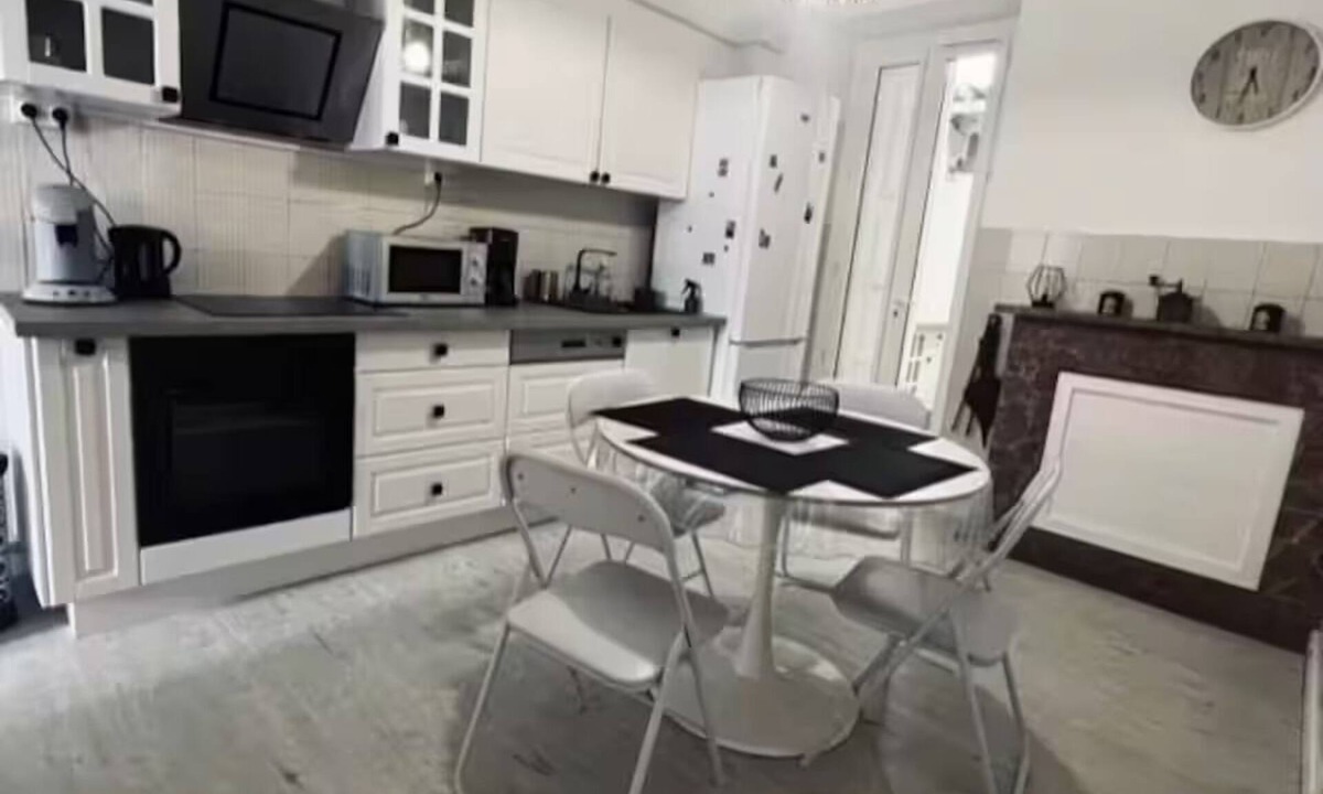 Levie Apartment | Authentic stay in the heart of lLevie - Warm, air-conditioned F3 apartment