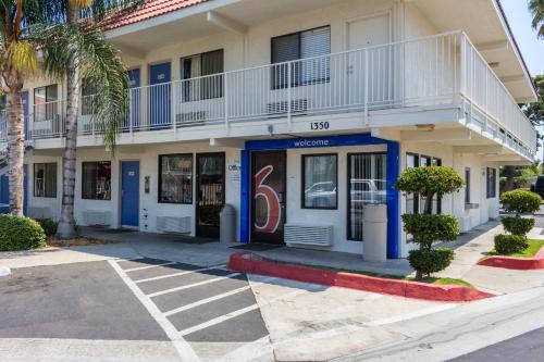 West Park Community Hotel | Bakersfield, CA