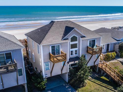 Topsail Beach House | Barefoot Bungalow