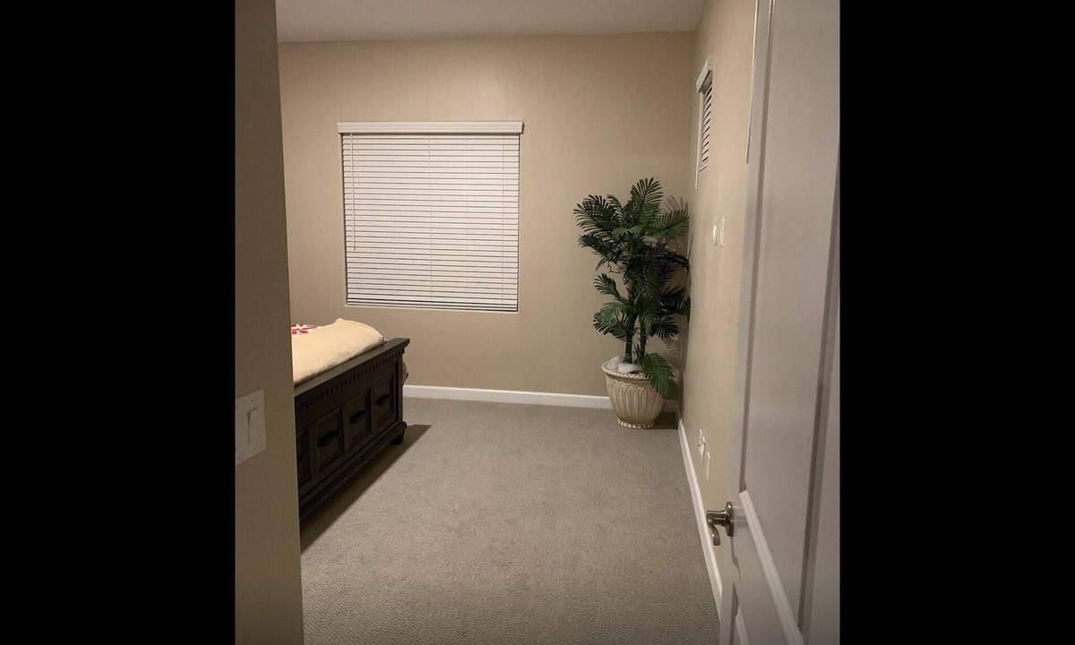 Buckeye House | Beautiful Guest suite