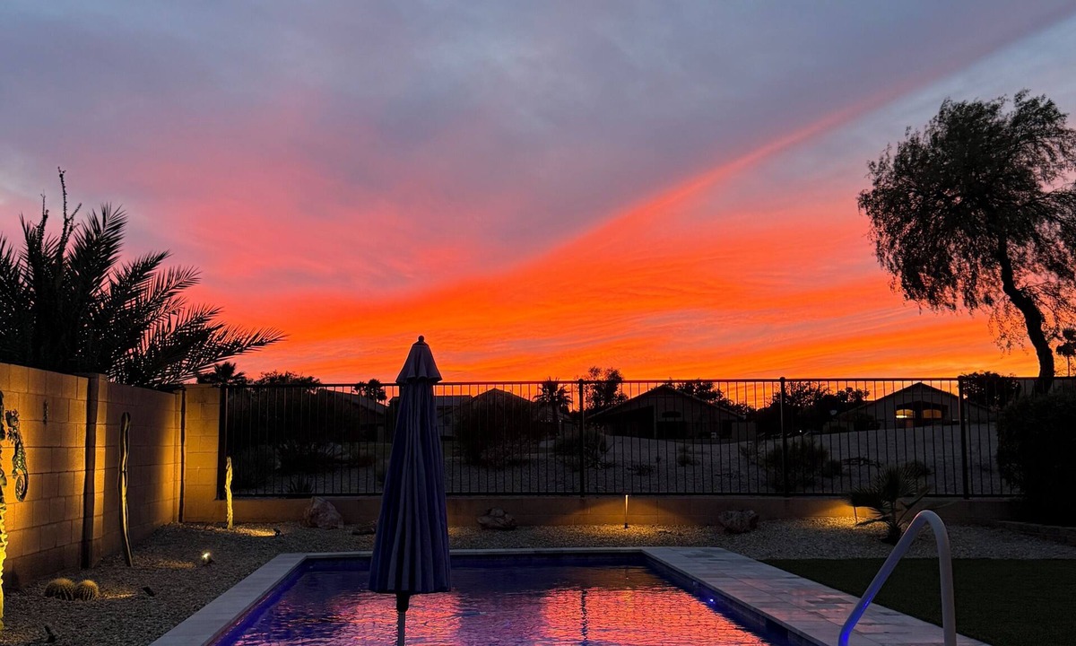San Tan Valley House | Beautiful home on a golf course.