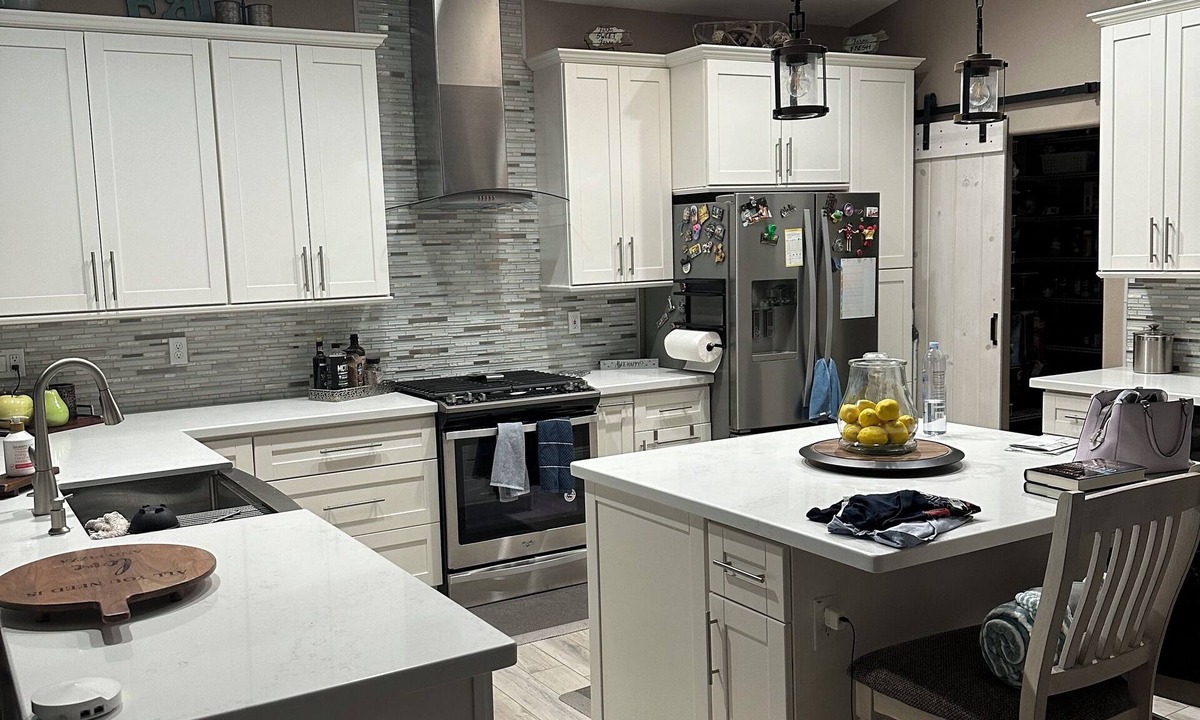 South Mountain House | Beautiful home on Golf Course in gated community centrally located in Phoenix.