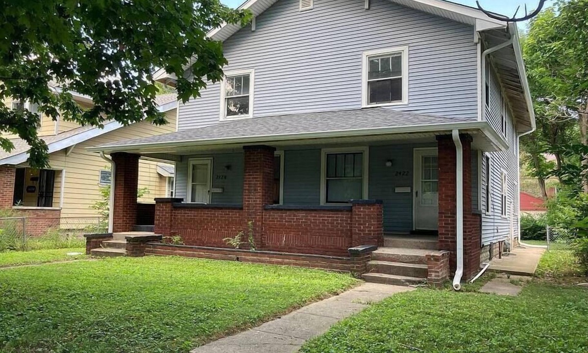 Near Eastside House | ★Beautiful Modern Home w/ King Suite Near Downtown★