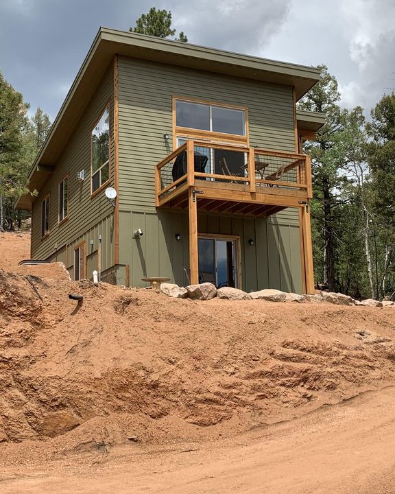 Rainbow Valley House | Beautiful modern/rustic mountain home! Amazing Views!!