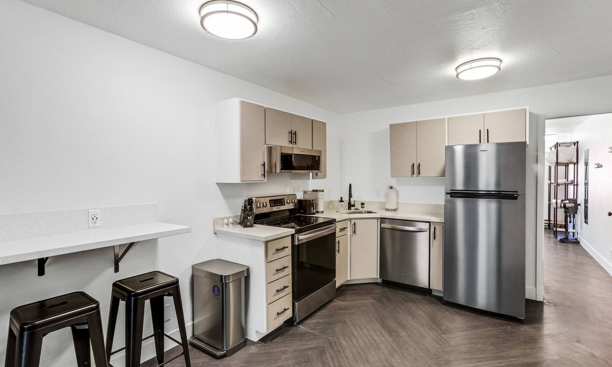 Beaver Condo | Beautiful Ski-in/Ski-out Condo Located On The Eagle Point Resort! by RedAwning