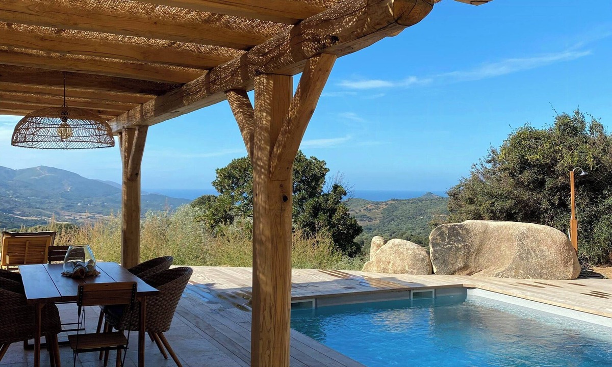 Sari-d'Orcino House | Beautiful Stone house with sea view in Corsica