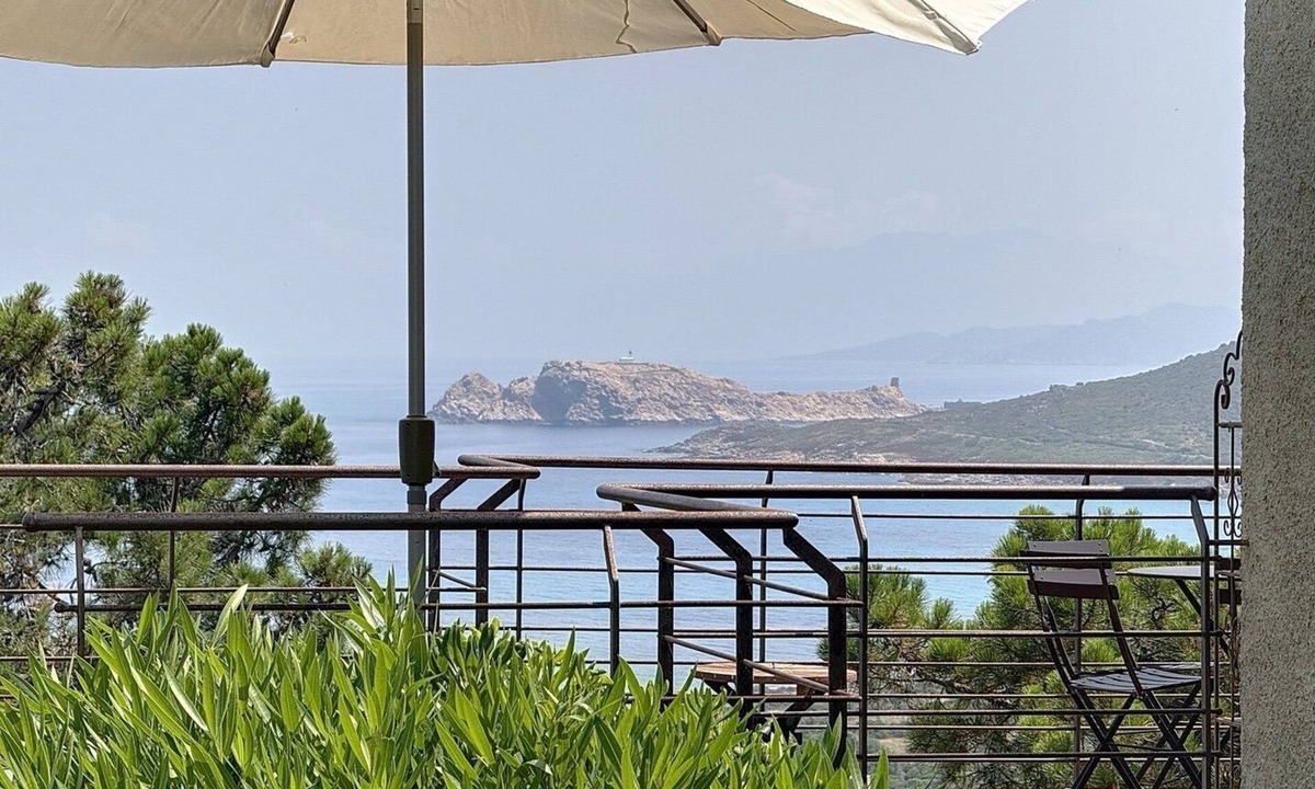 Corbara Villa | Beautiful villa, sea view, beach within walking distance