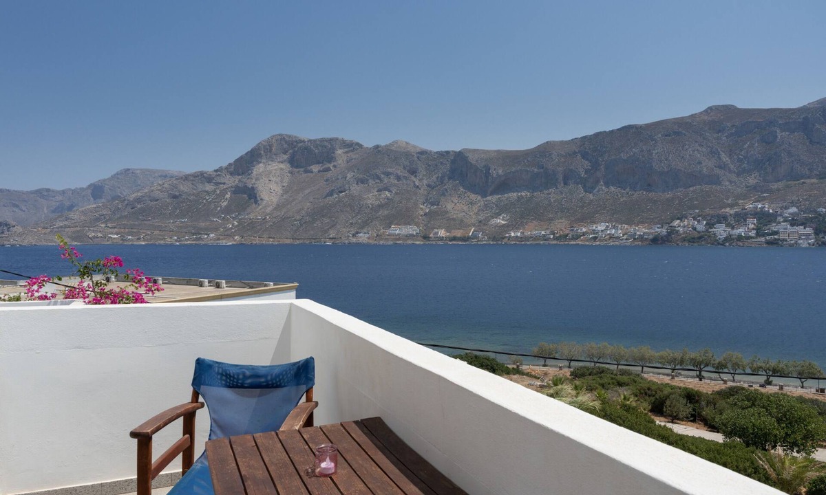 Telendos Bed & Breakfast | Bed and Breakfast 'King Studio No 10' with Sea View, Wi-Fi and Air Conditioning
