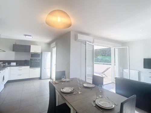 Sarrola-Carcopino Apartment | Bel appartement 2 chambres à Proximité des Commodités