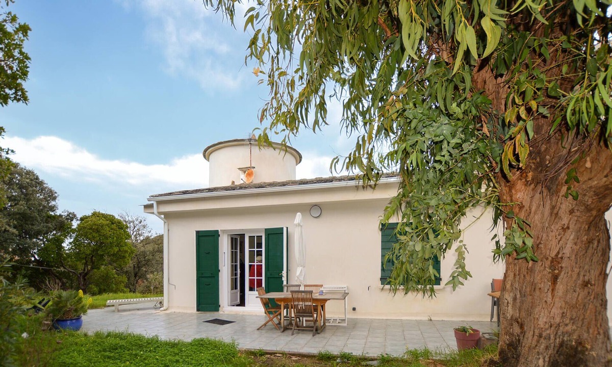 Farinole House | Belle maison au bord de la mer