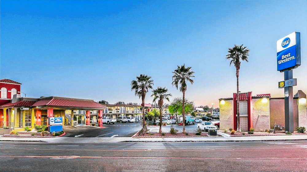 Barstow Hotel | Best Western Desert Villa Inn