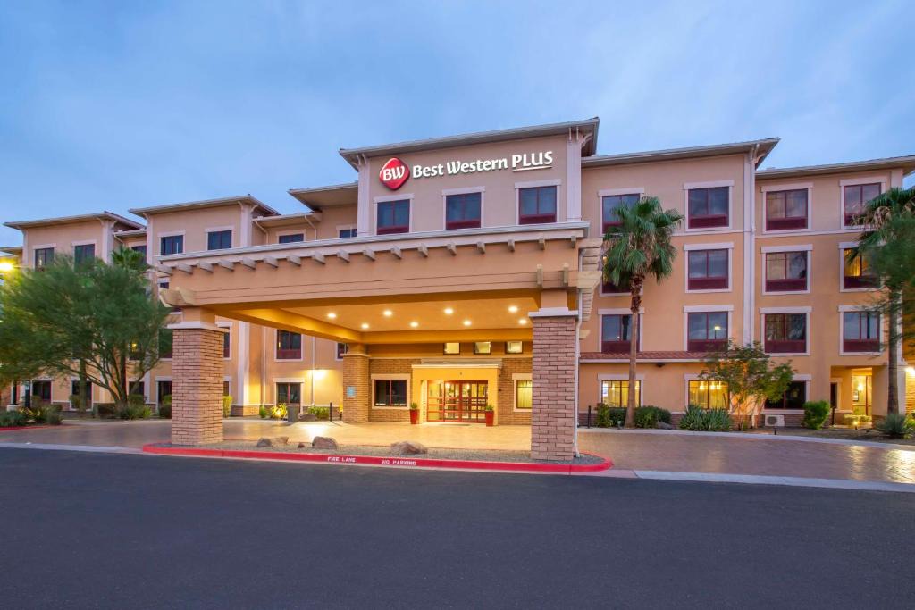Chandler Hotel | Best Western Plus Chandler Hotel & Suites