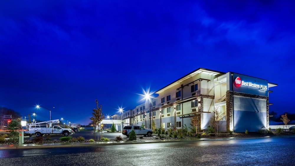 Clarkston Hotel | Best Western Plus The Inn at Hells Canyon