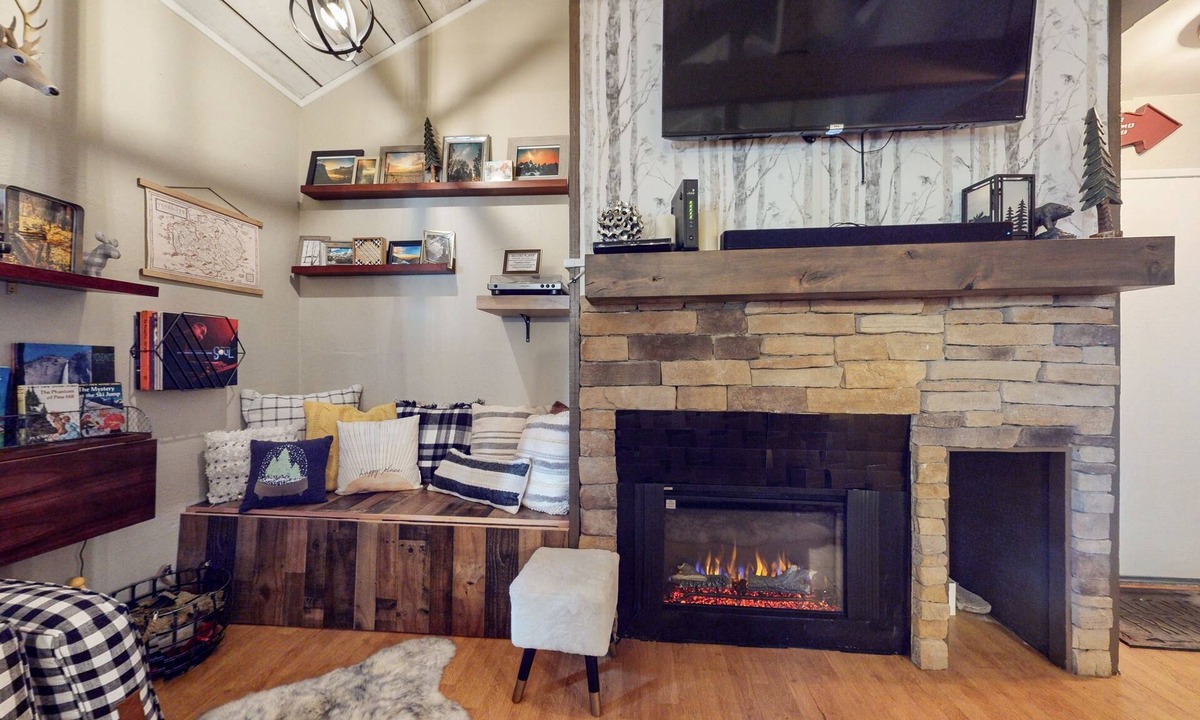 Majestic Pines Condo | Bigwood #41 2 Bedroom Condo