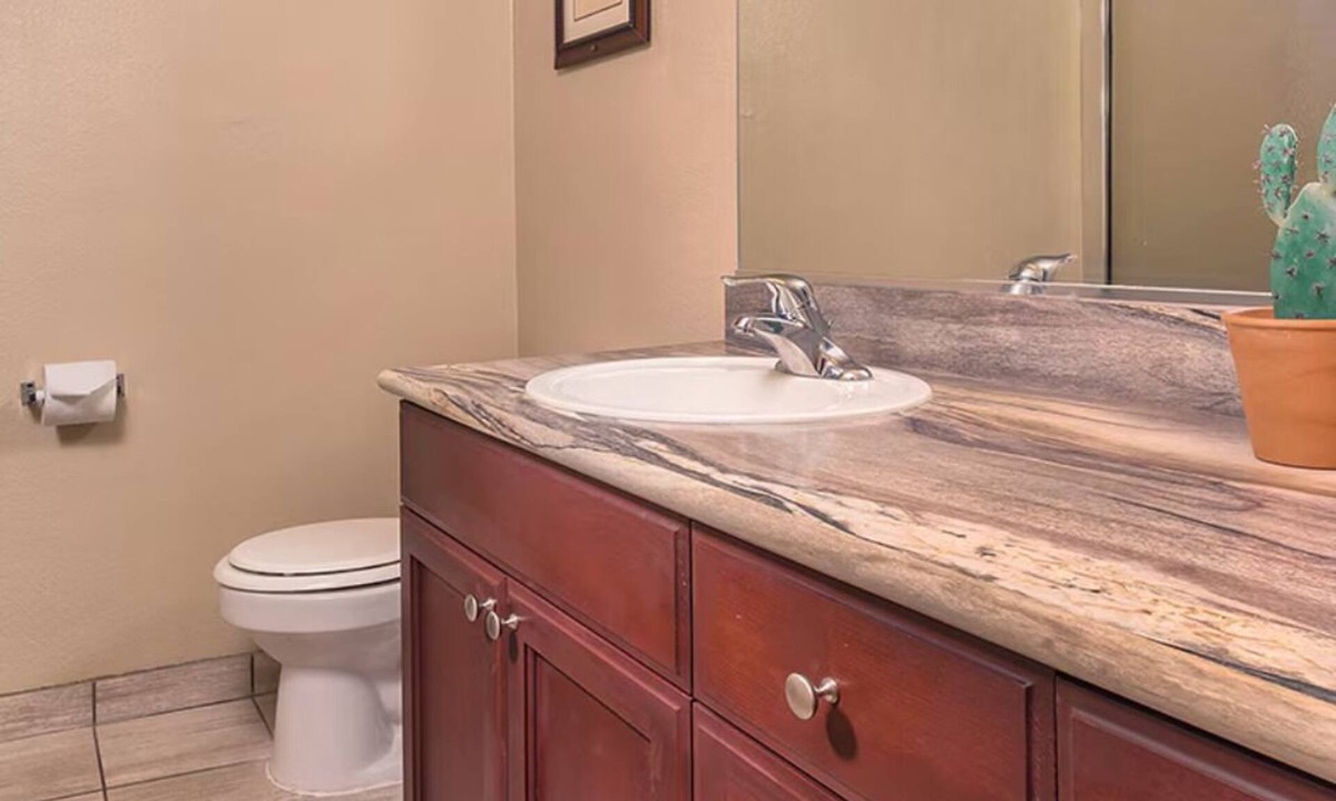 Paradise Ski Chalet | BLOCK WM Spencer St - 1br