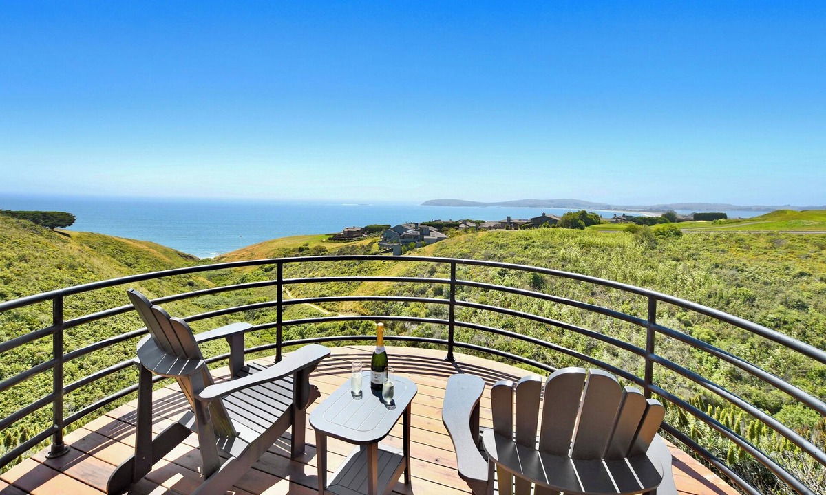 Bodega Bay House | Bodega Easy! Stunning Ocean Views, Hot Tub, Private Putting Green, 3 Decks