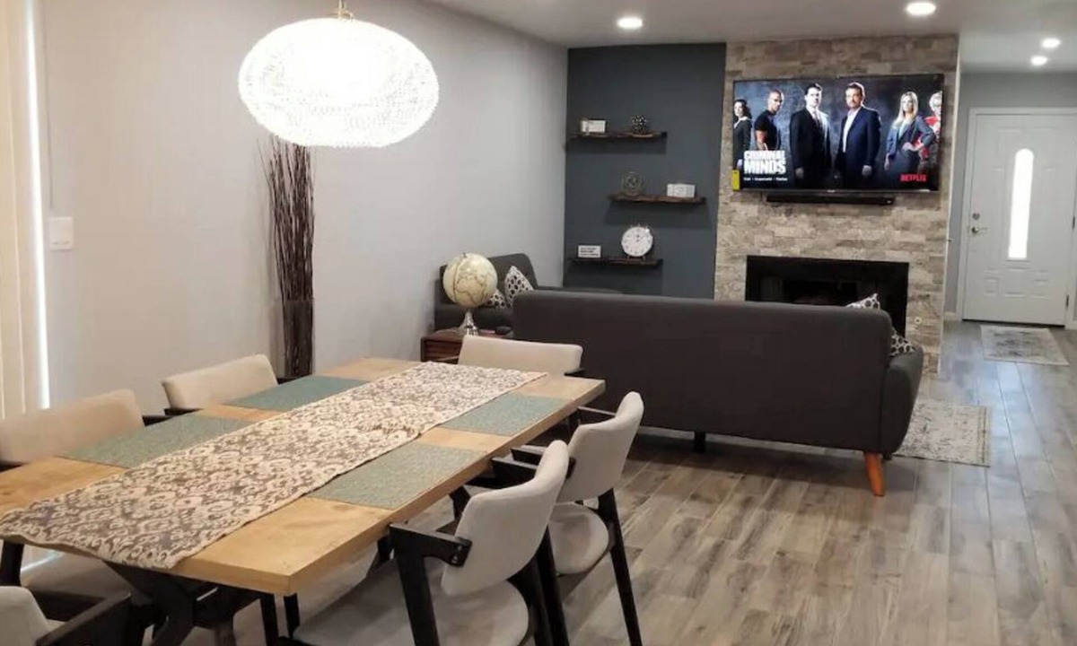 Merced House | Book it and Love it! HGTV Looking Home