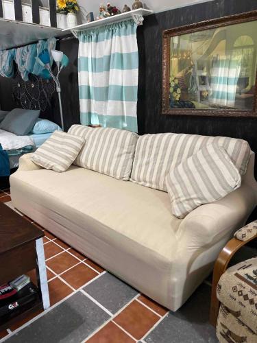 Temple Hill House | BORN AGAIN CAMPING an ANTIQUES
