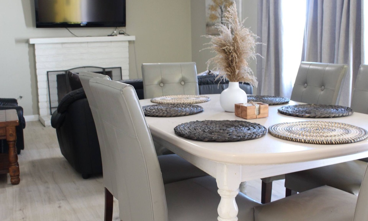 Santa Maria House | Brand new bathrooms! cozy home - 2 mins from hospital and 15 mins from VSFB