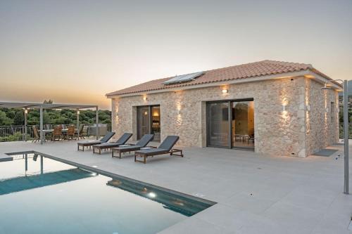 Karavados Villa | Brand New: Kefalonia Stone Villas - Villa Trapezaki Retreat