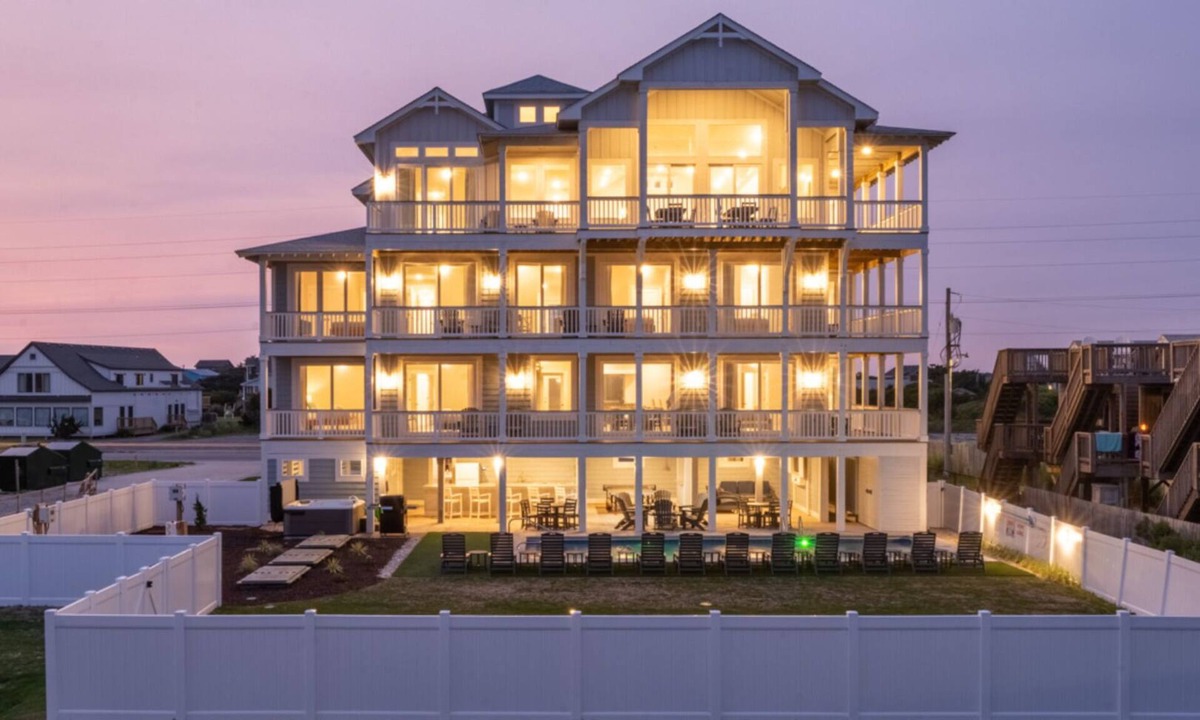 Hatteras House | Brand New Oceanfront Home + Pets Stay Free!