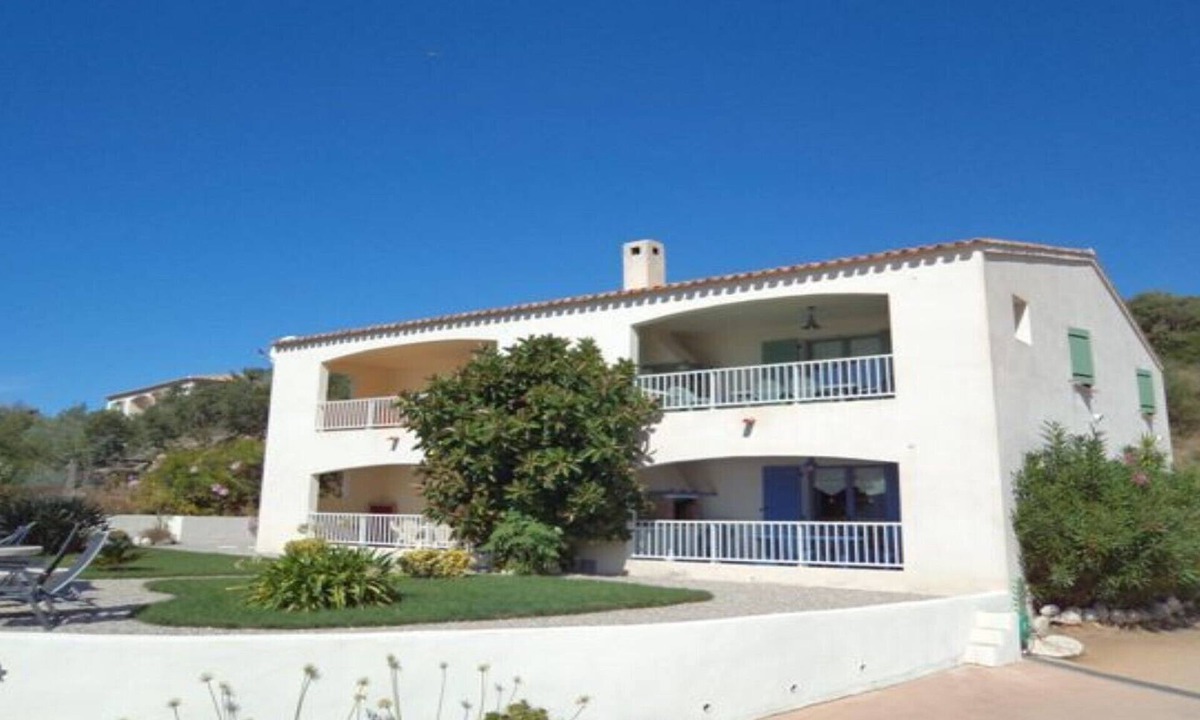 Tiuccia Apartment | BREATHTAKING VIEW! Splendid large T3 YELLOW on first floor