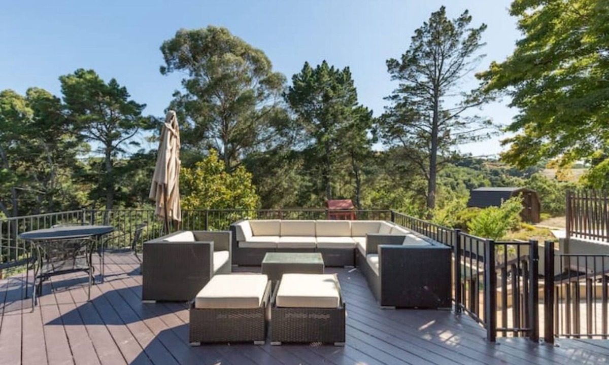 Lafayette House | BREATHTAKING VIEWS Executive Lafayette Family Home