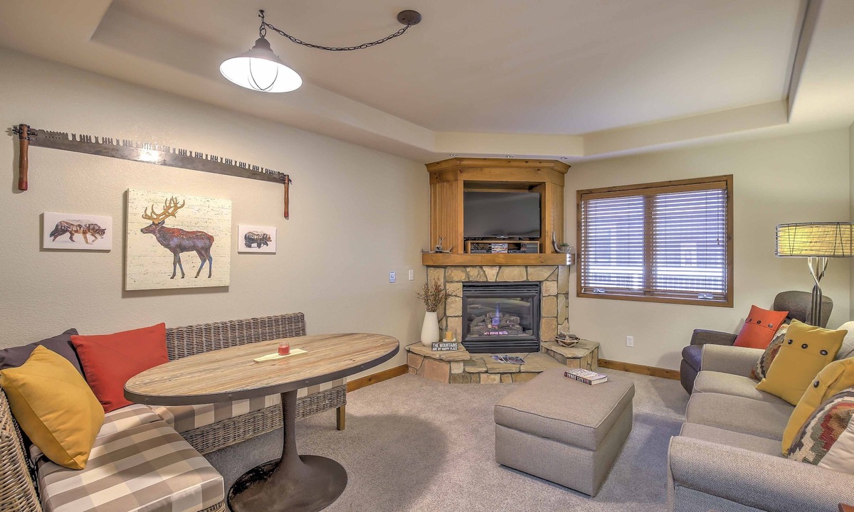 Four O'Clock Condo | Breckenridge Basecamp: Steps to Snowflake Trail!