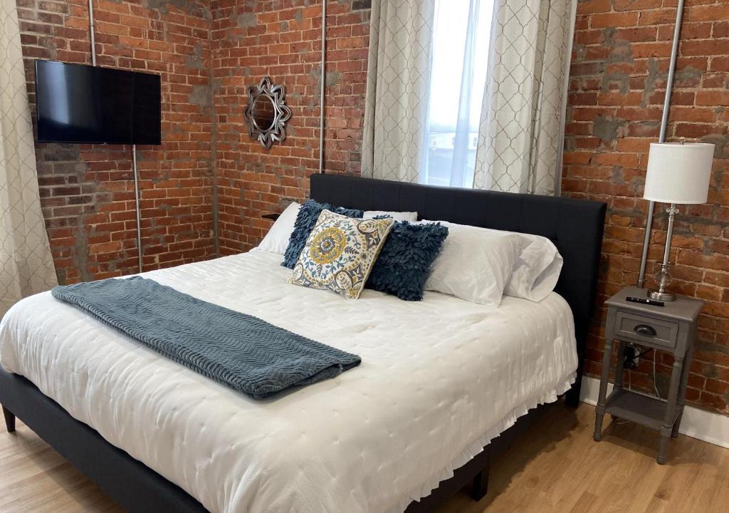 Martinsville Hotel | Brickhouse Loft - a boutique hotel