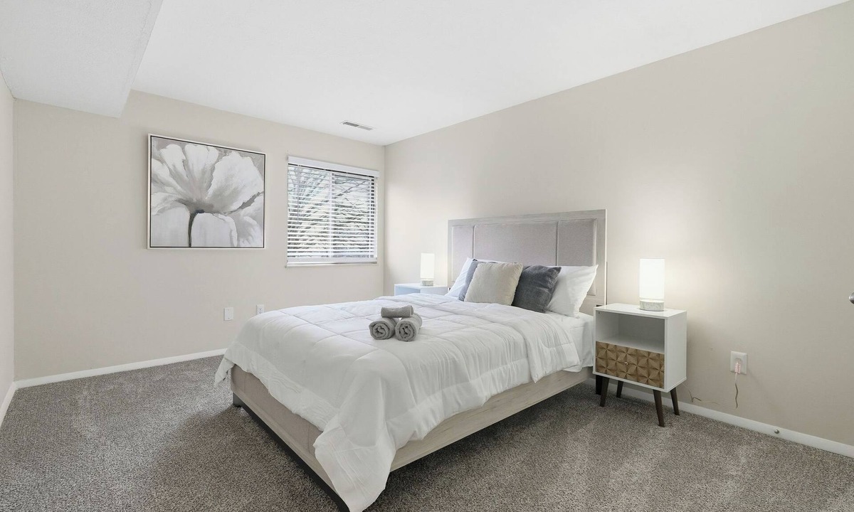 Columbus Apartment | Bright 1 Bed with comfy living space