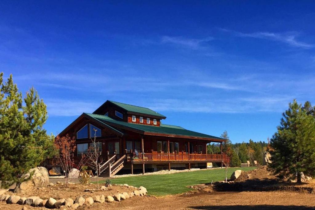 McCall House | Broken Ridge Ranch by Casago McCall - Donerightmanagement