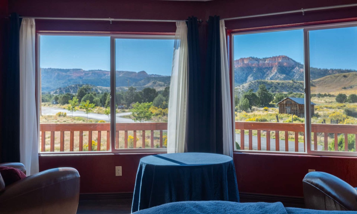 Tropic Bed & Breakfast | Bryce Trails Bed and Breakfast