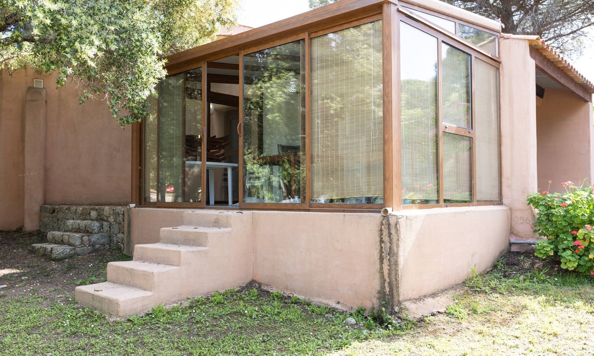 Palasca House | Bungalow “Village Camping De L'ostriconi H2” with Sea View, Shared Pool and Wi-Fi